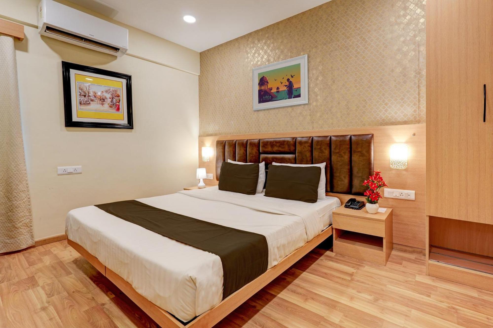 Townhouse 076 Hebbal Hotel Bangalore Exterior foto